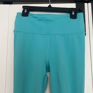 Athleta Accelerate 7/8 Tight